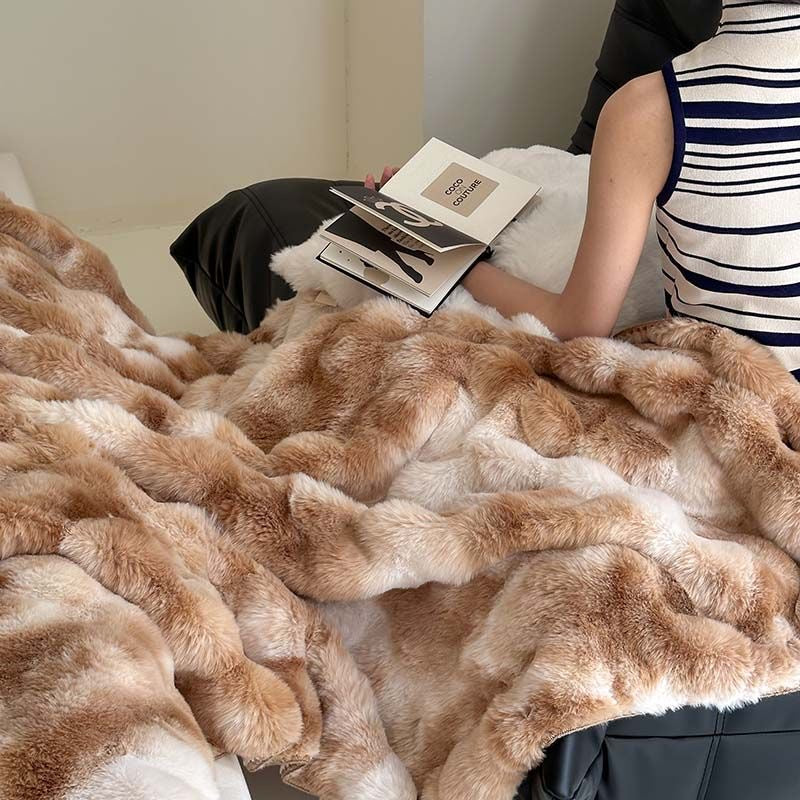 Blankets & Rugs