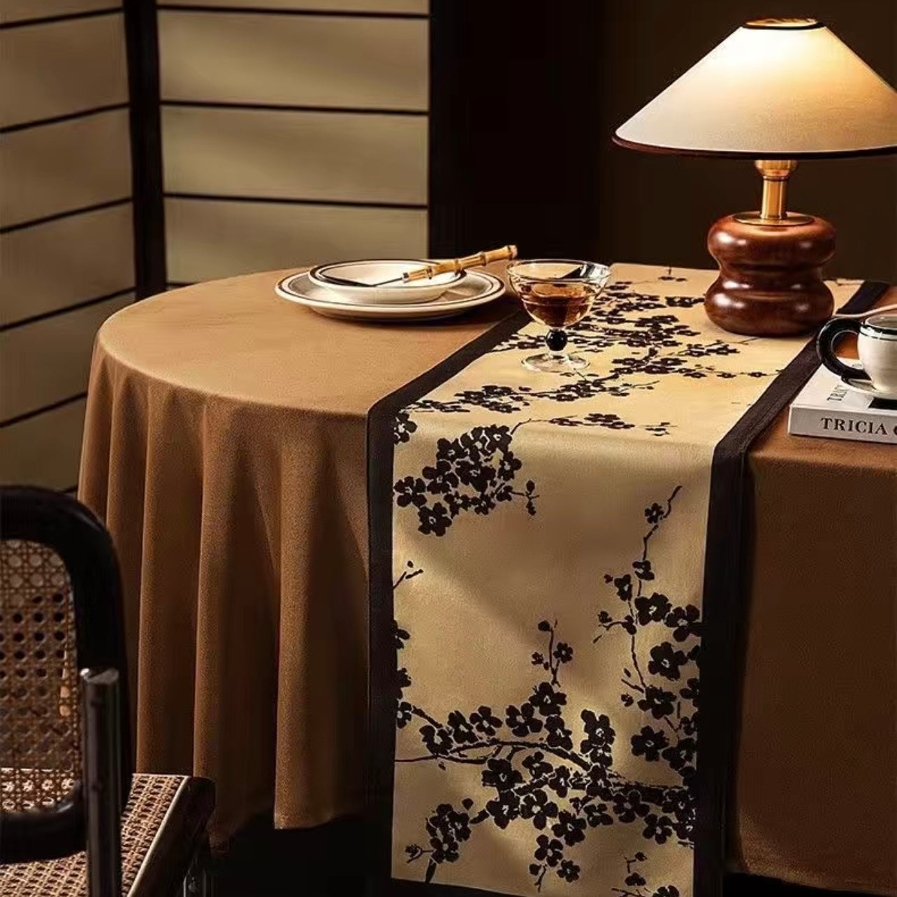 "Ink Charm" Plum Blossom Pattern Table Runner