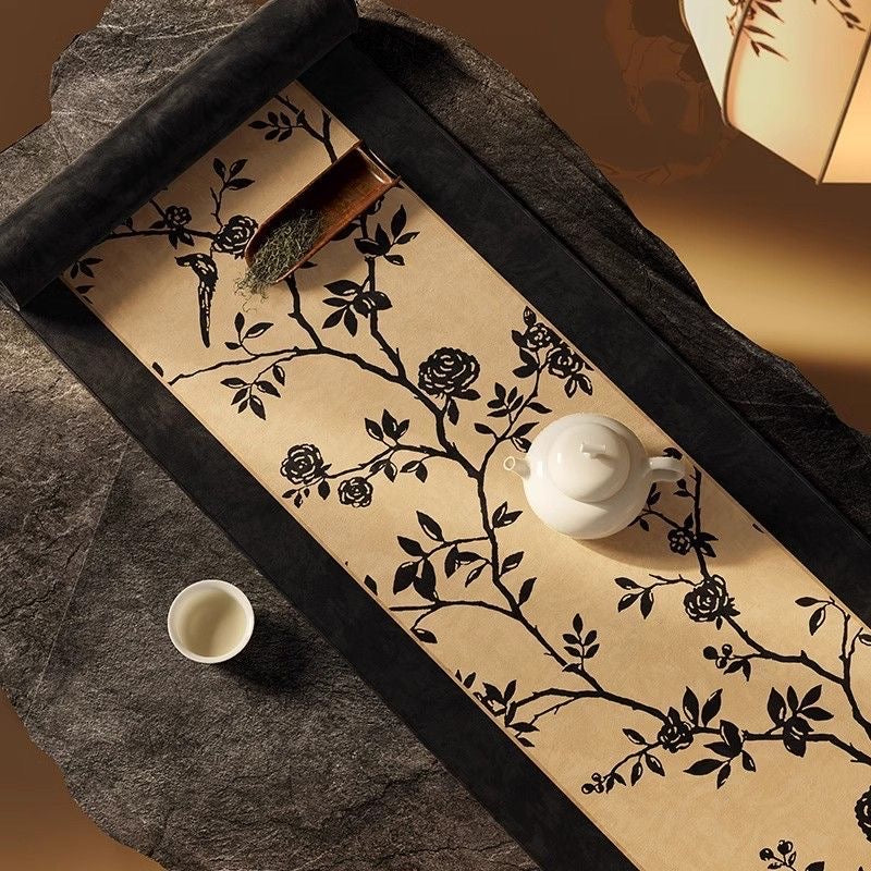 "Estern Silhouettes" Flower Shadow Pattern Table Runner