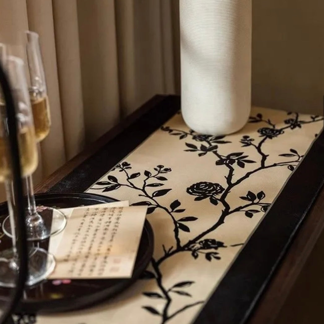 "Estern Silhouettes" Flower Shadow Pattern Table Runner