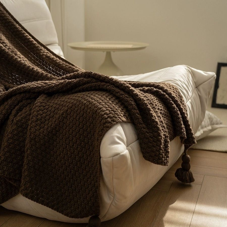 Brown Knitted Throw Blanket, Cozy and Stylish Home Decor for bedroom and living room, bedding