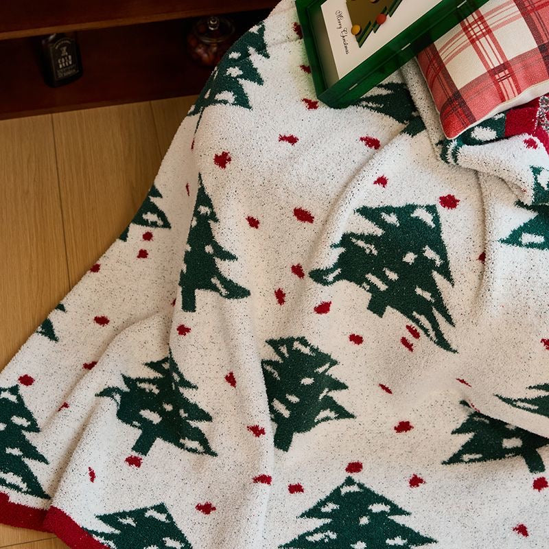 Christmas Tree Pattern Cozy Throw Blanket, Festive Holiday Decor