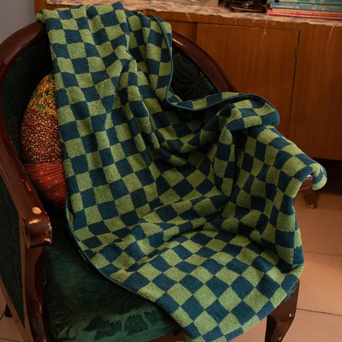 Green and Blue Checkered Cotton Bath Towel, Soft & Absorbent Bathroom Essential