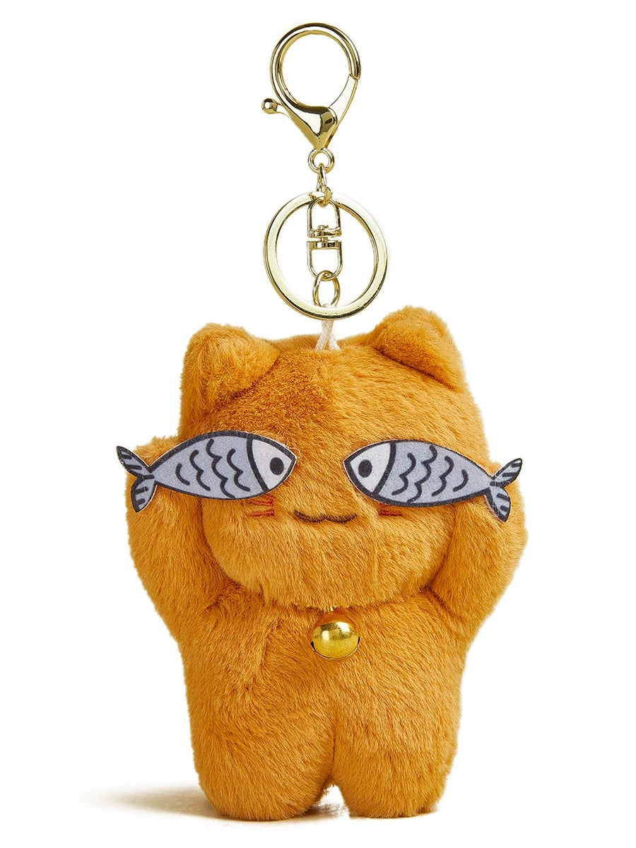 Plush Cat Keychain / Bag Charm – A cute plush cat keychain that doubles as a stylish bag charm, perfect for adding personality to your accessories.
