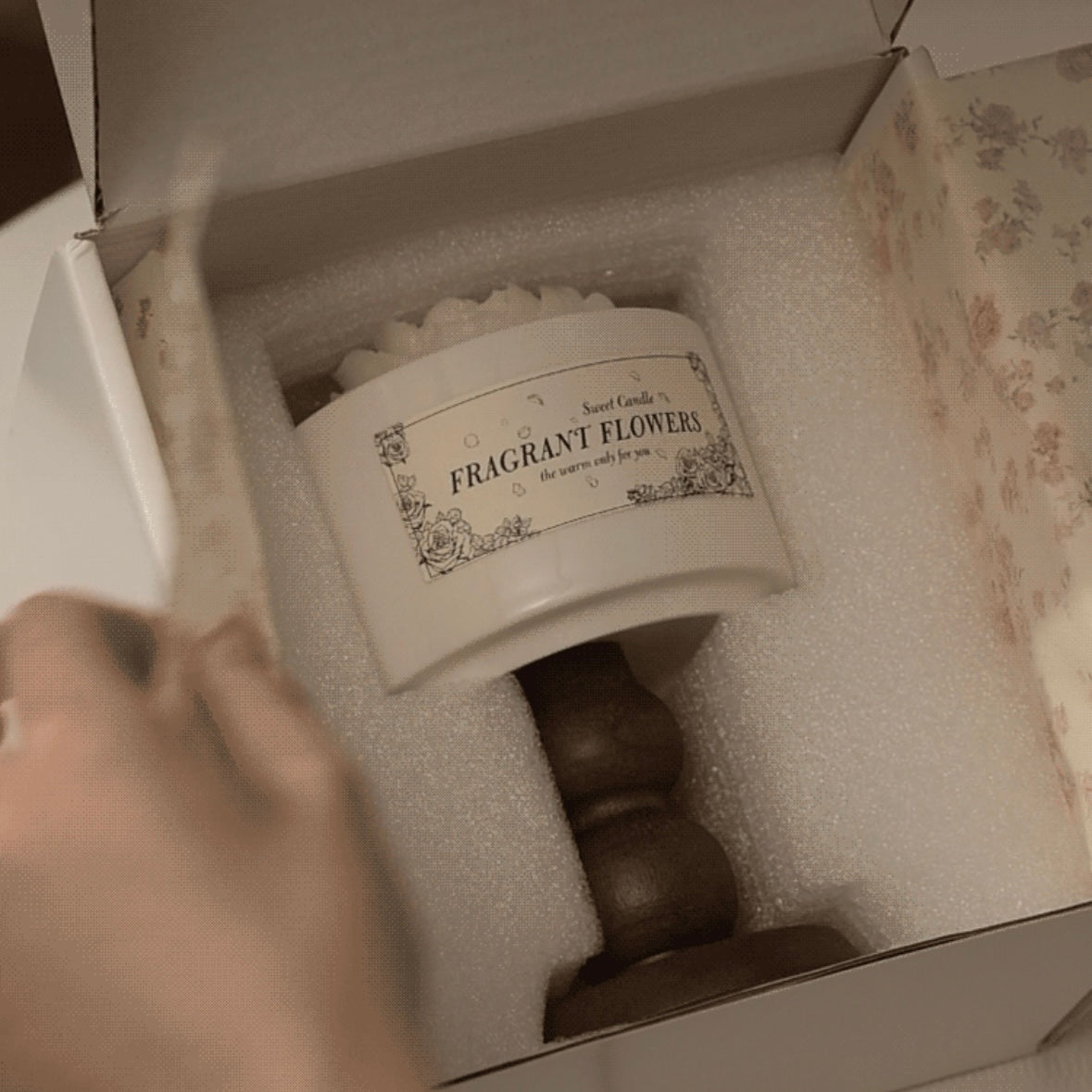 Rose Scented Candle