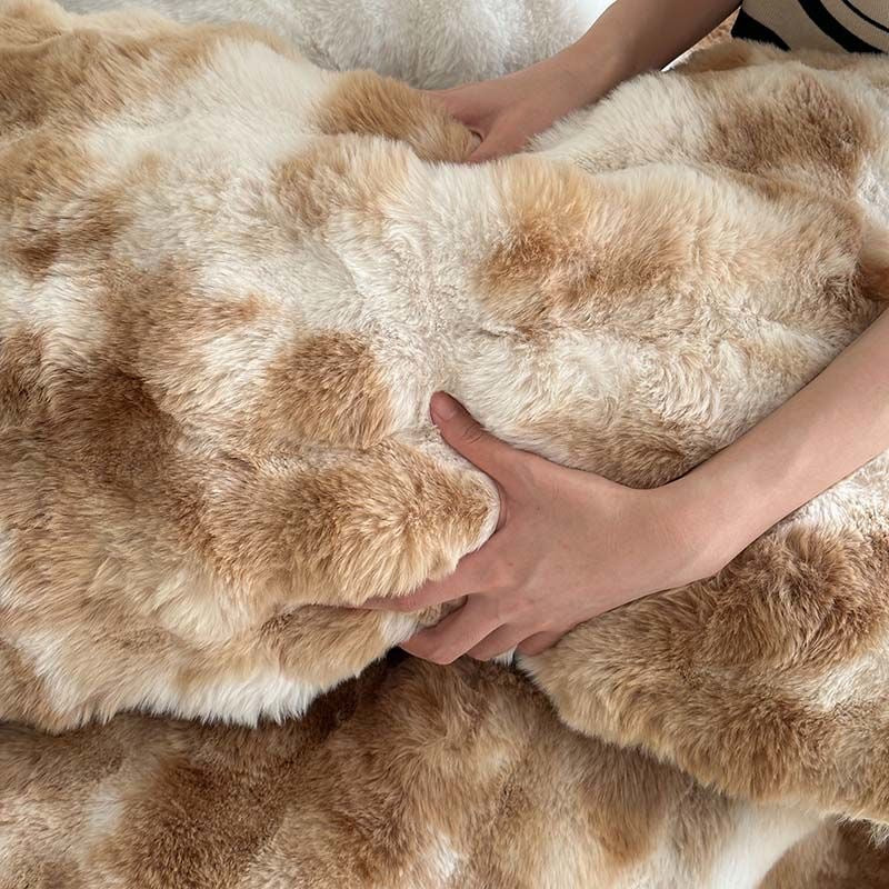 Thick Heavy Throw Blanket for Winter. A cozy, warm, and durable throw blanket ideal for keeping comfortable during cold weather.