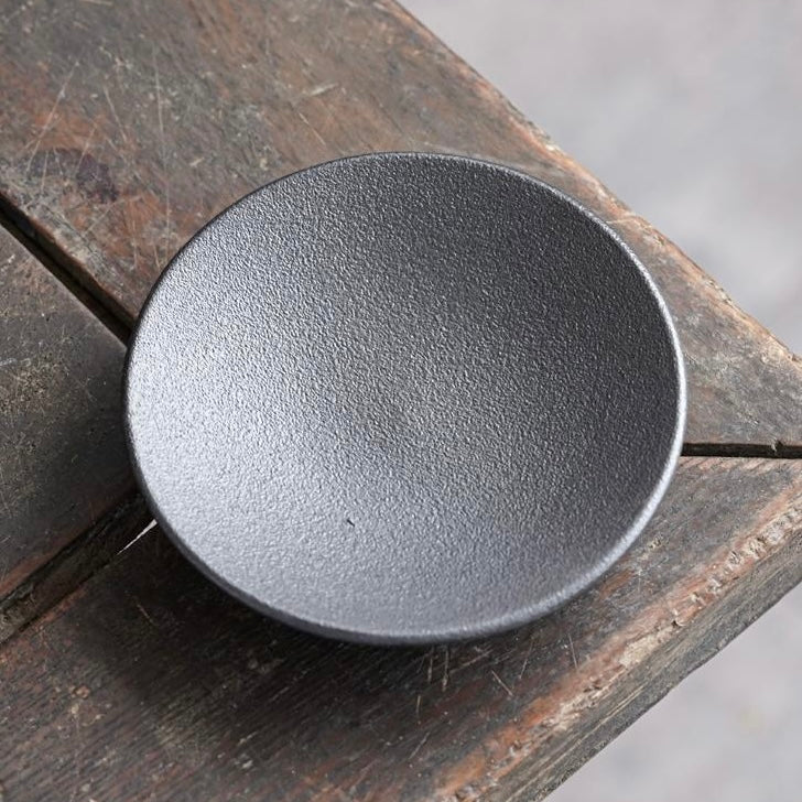 grey ceramic cup coasters, featuring heat-resistant and durable designs for stylish drinkware protection.