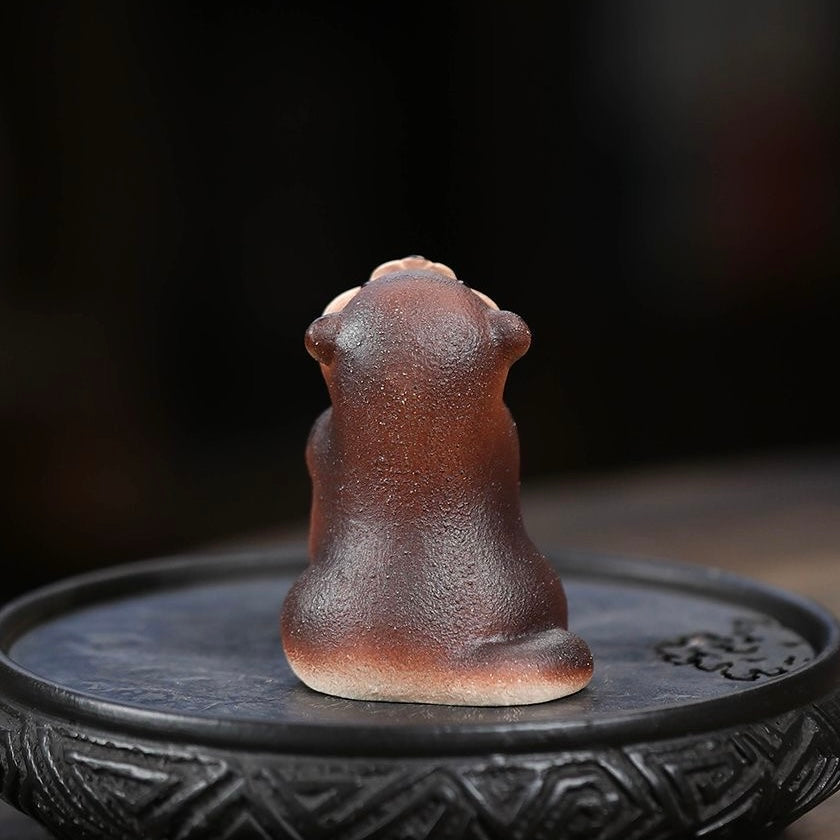 Otter Yixing Purple Clay Tea Pet | Cute & Traditional Teaware